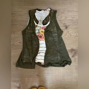 Plus Size Sleeveless Vest and top